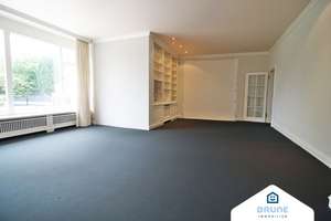 BRUNE IMMOBILIEN: Stilvolles Wohnen in begehrter Lage – Die vollständige Adresse der Immobilie erhältst du vom Anbieter., 27580 Speckenbüttel, Bremerhaven – Vorschaubild 4