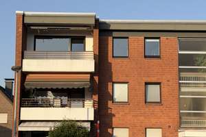 Wohnen mit viel Raum und Privatsphäre - 3,5 Zimmer, 2 Balkone & Garage in Krefeld-Hüls