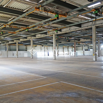 Lager-und Logistikhalle in der Nähe der A8