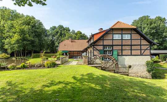 Exklusive Wassermühle luxuriös renoviert in ländlicher Idylle