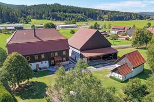 Aufwendig saniertes Mühlenanwesen mit traumhaftem Grundstück nahe der bayrischen Landesgrenze – Die vollständige Adresse der Immobilie erhältst du vom Anbieter., 98553 Schleusingen – Vorschaubild 2