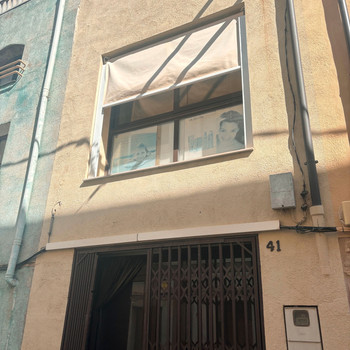 Stadthaus im Zentrum von El Masroig