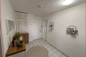 **huesch-immobilien.de**
Charmante 2-Zimmer-Dachgeschosswohnung in Essen-Bergerhausen – Die vollständige Adresse der Immobilie erhältst du vom Anbieter., 45136 Bergerhausen, Essen – Vorschaubild 5