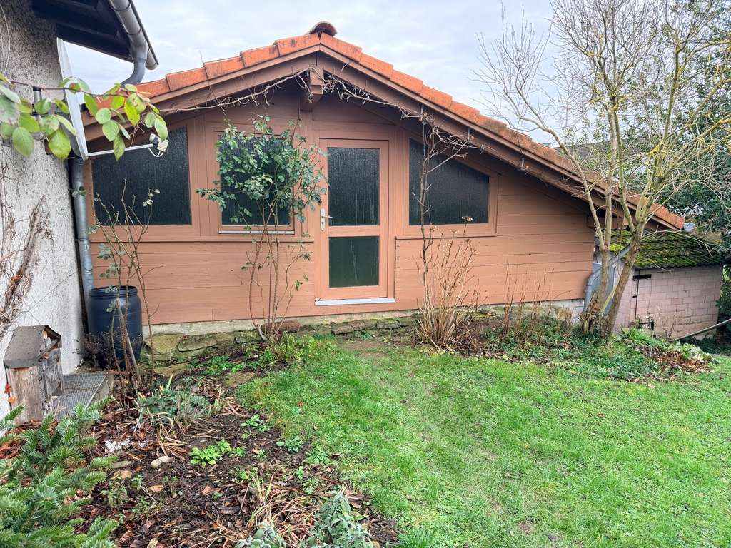 Immobilie in Gersheim - Bungalow mit paradiesischem Garten in Gersheim - Bild 3