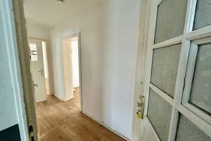 Gemütliche 2-Zimmerwohnung und Tageslicht Duschbad - mitten in Offenbach