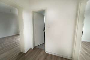 PROVISIONSFREI - Frisch sanierte Eigentumswohnung mit Balkon und Garage in Bielefeld – Baumheide 33, 33609 Heepen, Bielefeld – Vorschaubild 10