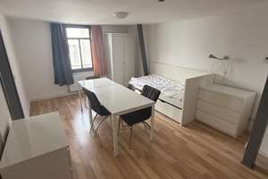 Möbliertes 3-Zimmer-Apartment für Firmen & Berufstätige – 5–6 Schlafplätze, 280 m zum Hauptbahnhof,  – Gartenstraße 12, 72760 Reutlingen-Mitte, Reutlingen – Vorschaubild 2