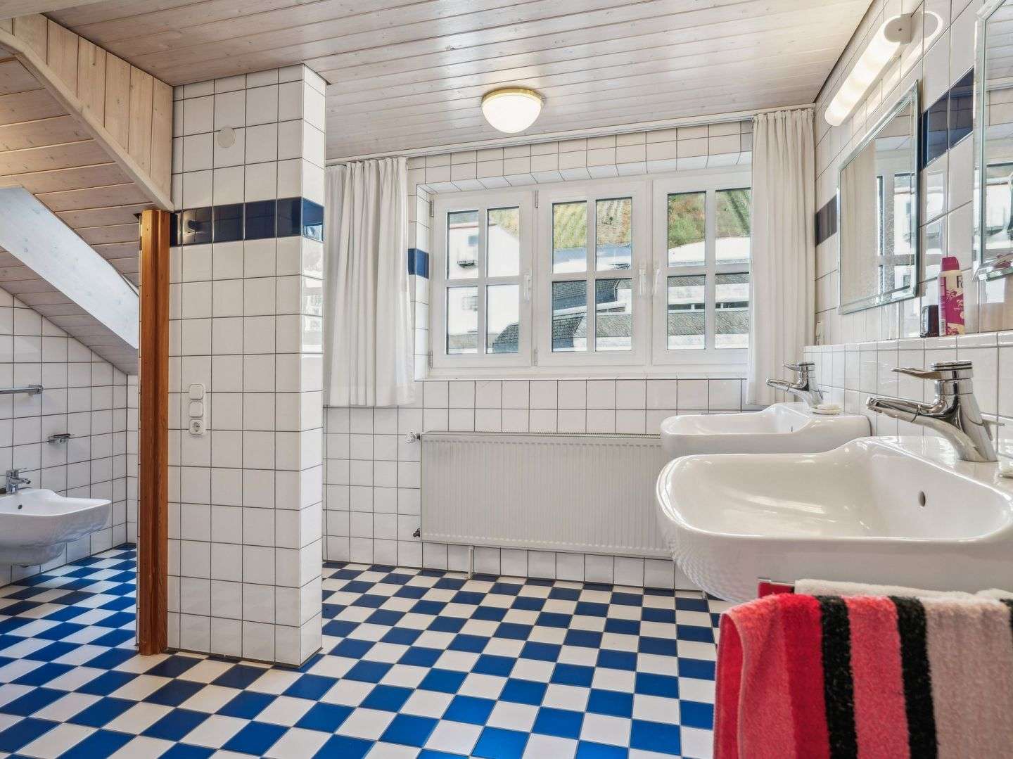 Immobilie in Zell (Mosel) - Denkmalgeschütztes Wohn- und Geschäftshaus – Wohnen und Arbeiten in Zell (Mosel) - Bild 0