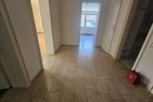 Bezugsfreie Eigentumswohnung mit ca. 88 m² Wohnfläche, 3 Zimmern und Balkon mitten in St – Die vollständige Adresse der Immobilie erhältst du vom Anbieter., 45276 Steele, Essen – Vorschaubild 9