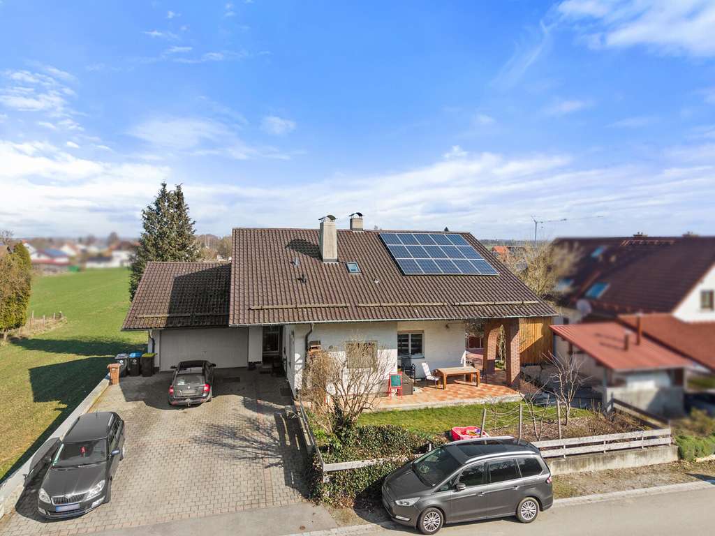 Immobilie in Wiedergeltingen - Großes Haus (ca. 245 m² Wfl./155 m² Nfl.) in Wiedergeltingen - Bild 0