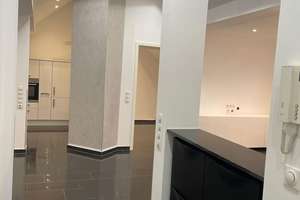 Schicke Dachgeschoss Wohnung in verkehrsberuhigter Lage – Ophoffstraße 9, 45309 Schonnebeck, Essen – Vorschaubild 7