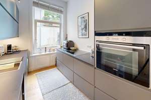 TRAUMHAFTE ALTBAU-WOHNUNG: Top-gepflegte 2,5-Zimmer mit Holzdielen & Balkon – Die vollständige Adresse der Immobilie erhältst du vom Anbieter., 20251 Hoheluft-Ost, Hamburg – Vorschaubild 9