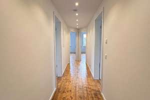 Ideal für WG: Sanierter Altbau mit Einbauküche