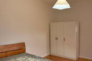 Spacious Room with Balcony for - Lichtenberg – Suermondtstraße 60, 13053 Alt-Hohenschönhausen, Berlin – Vorschaubild 4