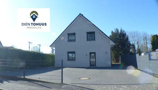 Bild von Modernes Einfamilienhaus mit über 157 m² Wohnfläche aus 2016 zu kaufen - Schauen Sie es sich an!