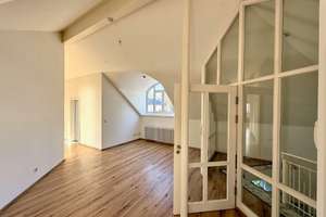 Repräsentative Stadtvilla auf außergewöhnlichem Grundstück nahe der Prinzregentenstraße – Die vollständige Adresse der Immobilie erhältst du vom Anbieter., 83022 Nord, Rosenheim – Vorschaubild 16