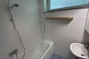 Zeitgemäßer 4 Zimmer - Bungalow
mit Wintergarten für
ebenerdiges & ruhiges Wohnen – Die vollständige Adresse der Immobilie erhältst du vom Anbieter., 22547 Lurup, Hamburg – Vorschaubild 8