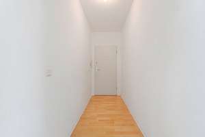 Lichtdurchflutete 3-Zimmer-Wohnung in bevorzugter Lage in Düsseldorf-Oberkassel – Die vollständige Adresse der Immobilie erhältst du vom Anbieter., 40545 Oberkassel, Düsseldorf – Vorschaubild 4