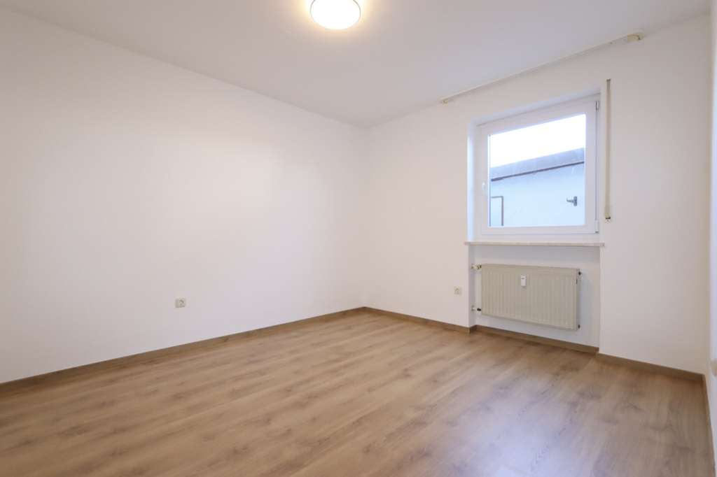 Immobilie in Markt Schwaben - Doppeltes Wohnglück: 2 Einheiten für Familien - Bild 2