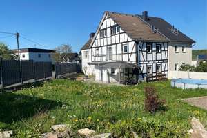 Leben auf dem Land: Teilsaniertes Einfamilienhaus mit Scheune auf großem Grundstück in Neunkirchen. – Die vollständige Adresse der Immobilie erhältst du vom Anbieter., 53819 Neunkirchen-Seelscheid – Vorschaubild 2
