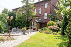 Reserviert! Historisches Steigerhaus! Zweifamilienhaus mit separaten Eingängen und Gartenparadies“