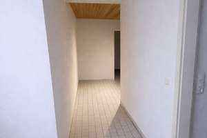 Großzügiges Einfamilienhaus mit weitläufigem Garten, Südterrasse und vielseitigem Raumangebot – Die vollständige Adresse der Immobilie erhältst du vom Anbieter., 83052 Bruckmühl – Vorschaubild 26