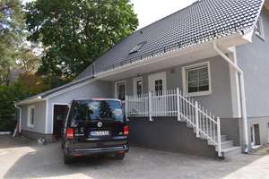 Einfamilienhaus (mit ELW und Souterrain)Bj.2000 (provisionsfrei)