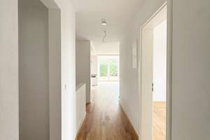 Lichtdurchflutete EG Wohnung mit Hobbyraum (Fitness/Home Office) – Solalindenstraße 62a, 81825 Waldtrudering, München – Vorschaubild 19