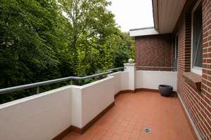 Dachgeschosswohnung mit Balkon und Pkw-Stellplatz in Westerstede - zentrale Wohnlage – Die vollständige Adresse der Immobilie erhältst du vom Anbieter., 26655 Westerstede – Vorschaubild 8