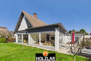 GROßZÜGIGES FAMILIENHAUS - SYSTEMATISCH MODERNISIERT INKLUSIVE NEUER WÄRMEPUMPE IN BONN HOLZLAR