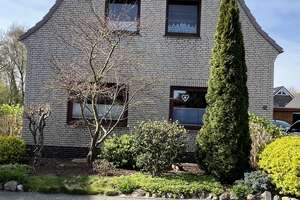 Wohnen mit Charakter: Gepflegtes Einfamilienhaus in Delmenhorst (Mitte)