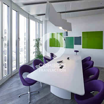 Central Tower - Einzigartige Büroflächen in Landmark Building. combine Transaction