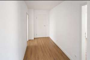 Frisch Sanierte 3,5 Zimmer Wohnung mit Einbauküche  – Glockenstraße 13, 45359 Frintrop, Essen – Vorschaubild 3
