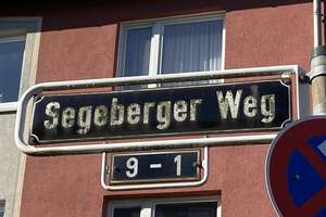 SOMMERAKTION* LEERE 2 Zimmer Erdgeschosswohnung in Unterrath - provisionsfrei – Segeberger Weg 7, 40468 Unterrath, Düsseldorf – Vorschaubild 3