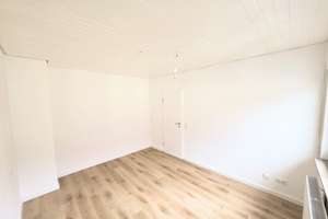 Lichtdurchflutete 2 Zimmer Wohnung mit Südbalkon nähe Marienplatz – Arminstraße 39, 70178 Karlshöhe, Stuttgart – Vorschaubild 8
