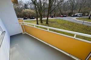 Frisch renovierte 2-Zimmer-Wohnung mit sonnigem Balkon und großzügiger Küche in Gebhardshagen – Sternbergstraße 55, 38229 Gebhardshagen, Salzgitter – Vorschaubild 4