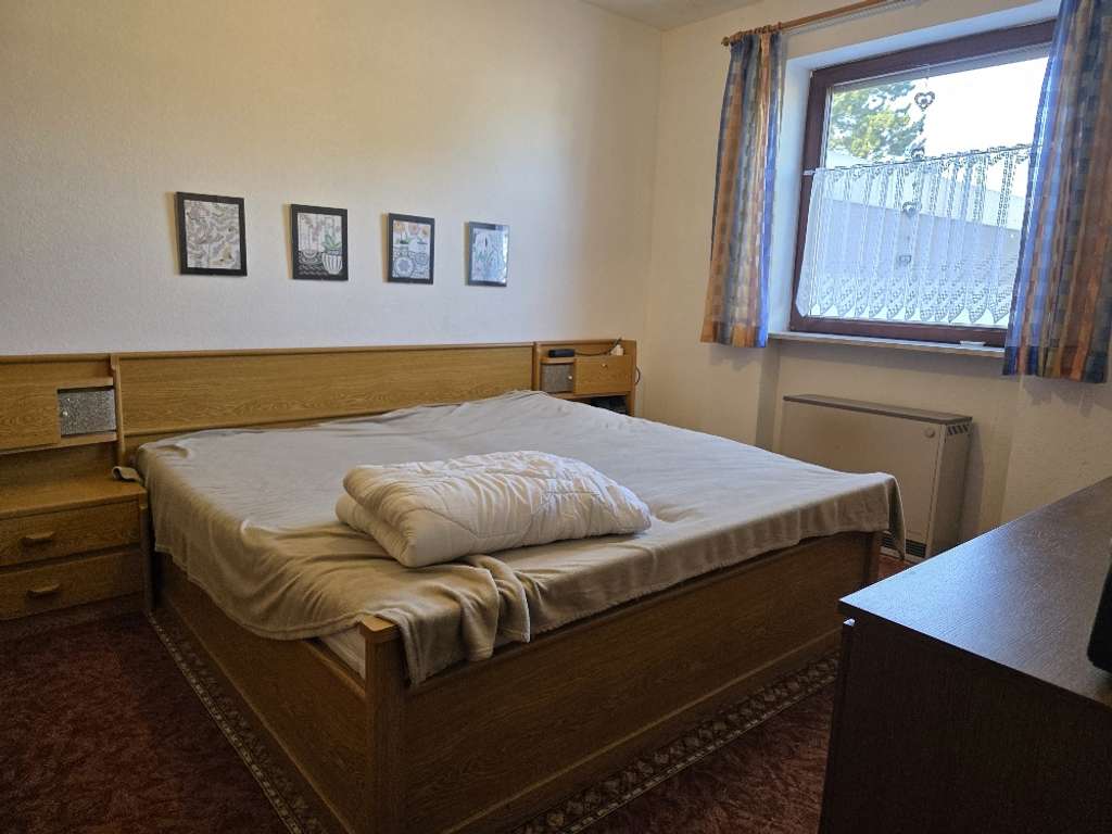 Immobilie in Bischofsgrün - *PROVISIONSFREI* Teilrenoviert & gemütlich! - Bild 2