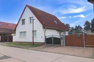 Ländlicher Rückzugsort in Stadtnähe-Einfamilienhaus in Gütter bei Burg – Die vollständige Adresse der Immobilie erhältst du vom Anbieter., 39288 Burg – Vorschaubild 1