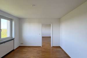 Exklusive 3-Zimmer-Wohnung im 11. Obergeschoss mit beeindruckendem Ausblick – Die vollständige Adresse der Immobilie erhältst du vom Anbieter., 76139 Waldstadt, Karlsruhe – Vorschaubild 4