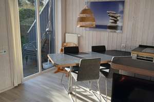 Lichtdurchflutetes Ferienhaus in Travemünde von privat zu verkaufen – 100 m zum Ostseestrand  – Freibeuterweg 15, 23570 Travemünde, Lübeck – Vorschaubild 5