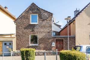 Ihr Eigenheim im Kölner Norden: Kleines Haus mit großem Potenzial – Die vollständige Adresse der Immobilie erhältst du vom Anbieter., 50769 Worringen, Köln – Vorschaubild 1