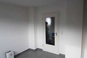 Neuwertige  3-Zimmer-Dachgeschosswohnung  in Siegen-Zentrum  – Hambergstr. 56, 57074 Siegen-Wittgenstein (Kreis) – Vorschaubild 3