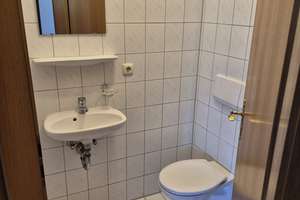 1. Juni 2026:Helle 2-Zimmer-Wohnung im 3. OG in Regensburg-Steinweg-Pfaffenstein – Die vollständige Adresse der Immobilie erhältst du vom Anbieter., 93059 Steinweg-Pfaffenstein, Regensburg – Vorschaubild 4