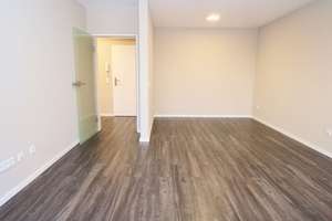 Modernisierte 1,5-Zimmer-Wohnung, Balkon, Stellplatz, E-Ladesäule – 44369 Huckarde (Ortsteil), Dortmund – Vorschaubild 2
