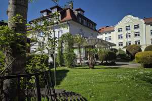 Exklusives Wohn- und Geschäftshaus im Villenstil in Weiler-Simmerberg zu verkaufen – Lindau (Bodensee) (Kreis) – Vorschaubild 1