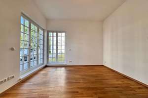 Ruhige 3-Zimmer-Terrassen-Wohnung mit EBK, Fußbodenheizung, Gäste-WC & 2 PKW-Stellplätzen – Großbeerenstraße 317, 14480 Am Stern, Potsdam – Vorschaubild 5