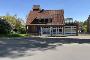 Wohn- und Geschäftshaus in Melbeck - Wohnen und arbeiten unter einem Dach! – Ebstorfer Straße 9, 21406 Lüneburg (Kreis) – Vorschaubild 1