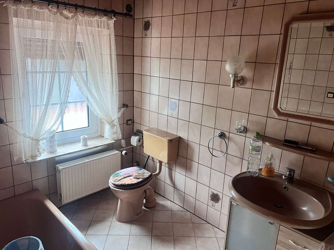 Immobilie in Buchholz - Wohnhaus mit Wellnessbad und Werkstatt - was ein besonderes Flair! ! ! - Bild 0