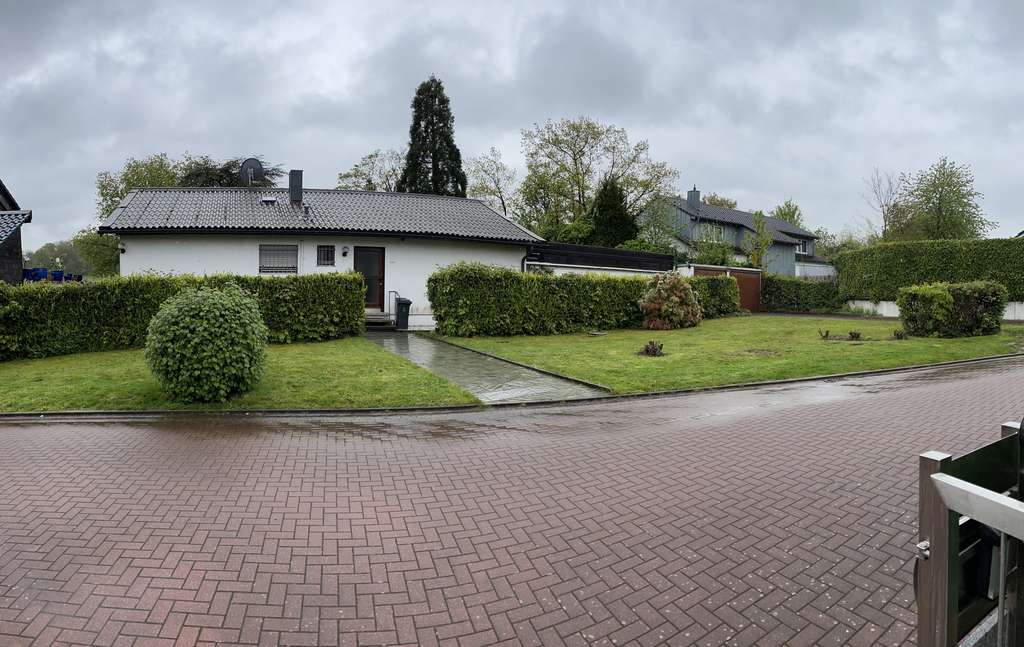 Einfamilienhaus mit traumhaftem Grundstück in Hattingen-Niederwenigern , unverbaubarer Blick. 

