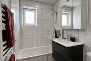 Möblierte, sonnige 2-Zimmer-Wohnung Nähe S-Bahn Hirschgarten – Agnes-Bernauer-Str. 29, 80687 Friedenheim, München – Vorschaubild 5
